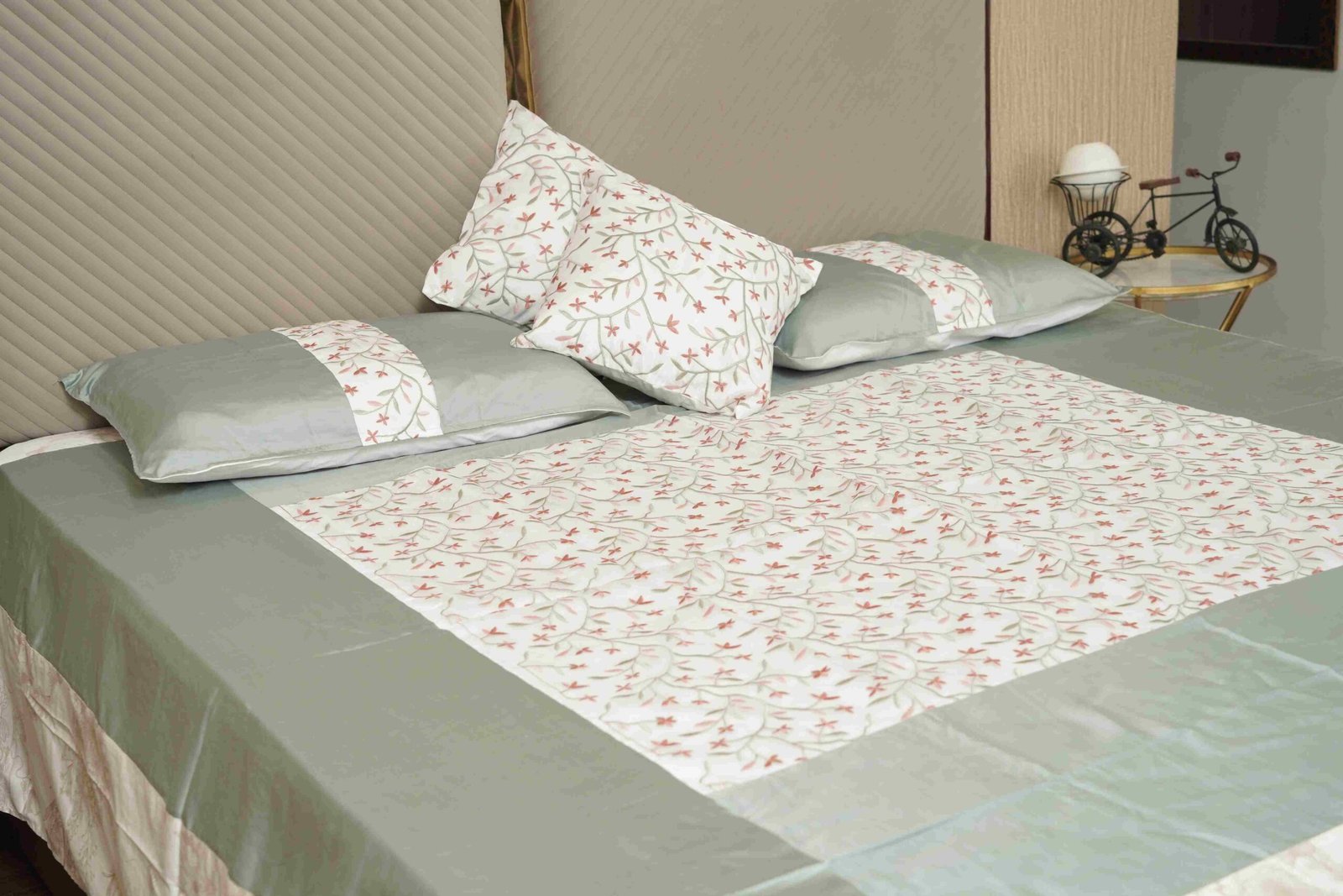 Bedcover - Image 2