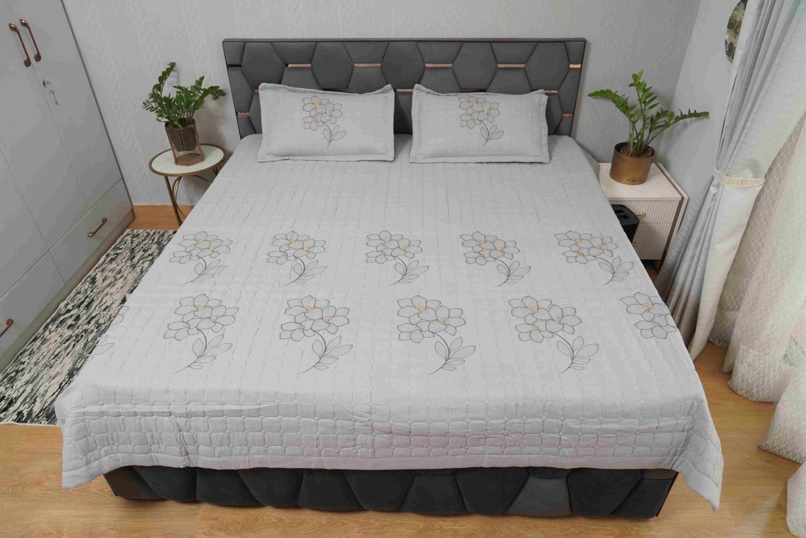 Bedcover - Image 2