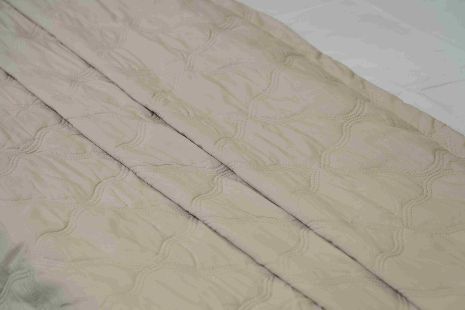 Comforter - Image 5
